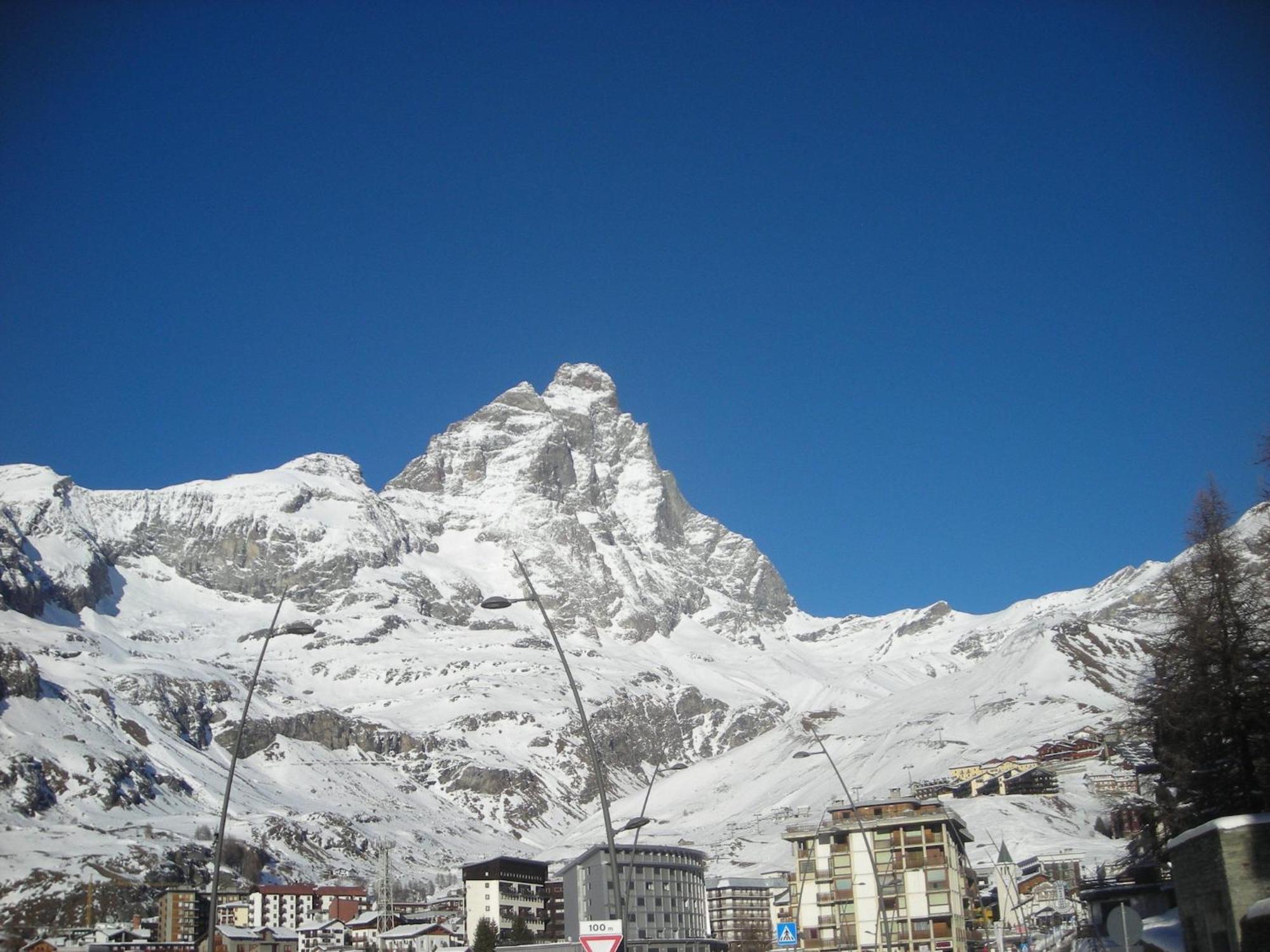Contemporary Apartment In Breuil Cervinia Near Ski Area Ngoại thất bức ảnh